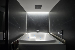 Five stars Florence luxury apartments with Jacuzzi, Florence
